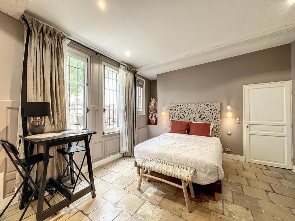 Le Clos Guivet Troyes Exterior foto
